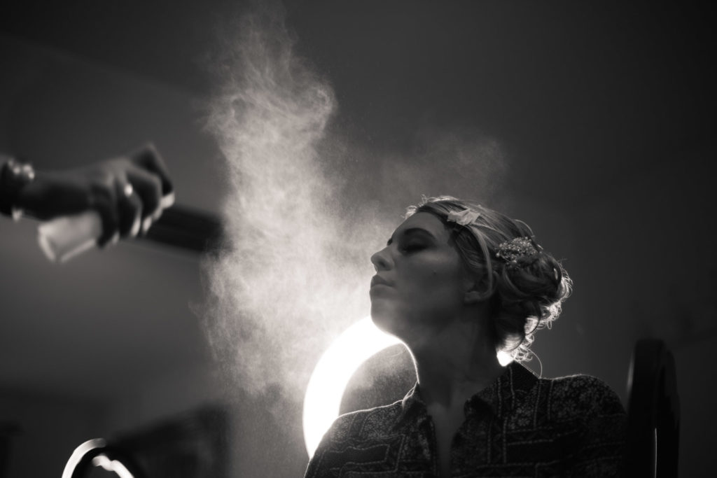 Lee-Hawley-Photography-photographer-gloucestershire-natural-candid-creative-bridal-prep-