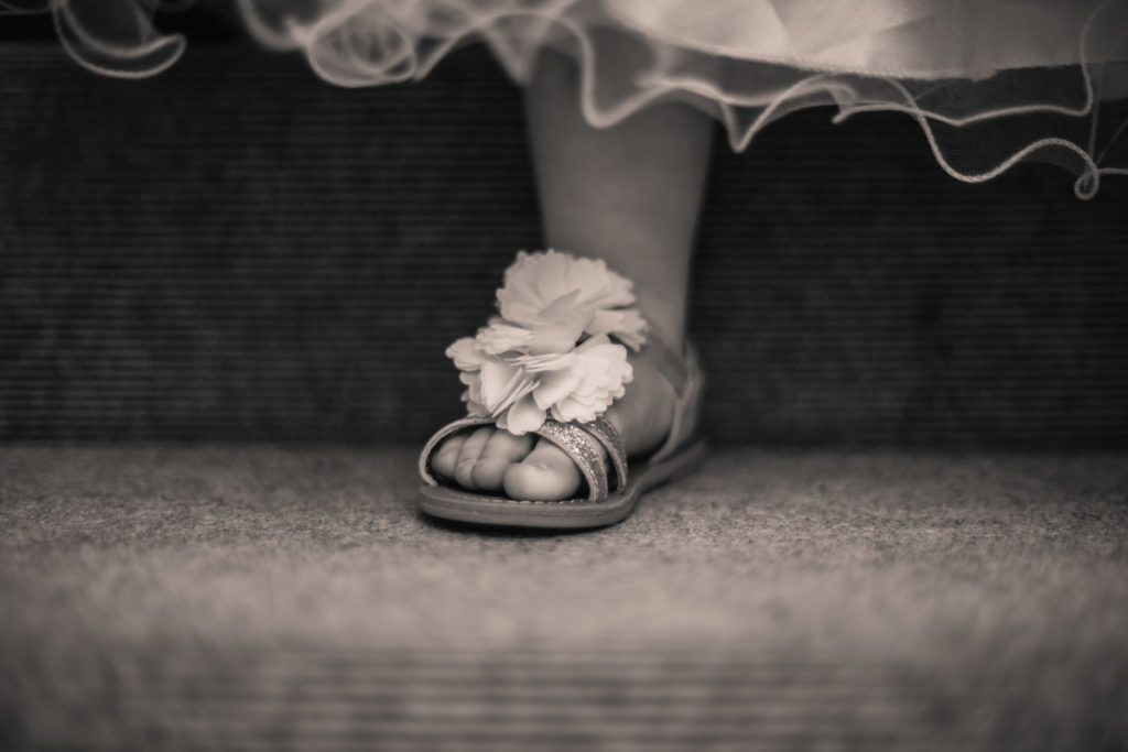 Lee-Hawley-Photography-photographer-gloucestershire-natural-candid-creative-bridal-prep-32