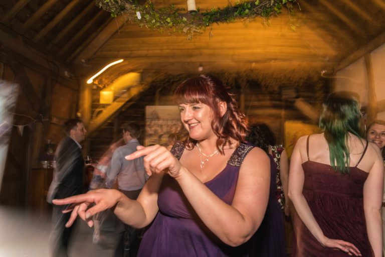 lee-hawley-photography-the fleece bretforton evesham wedding photography dancing_orig