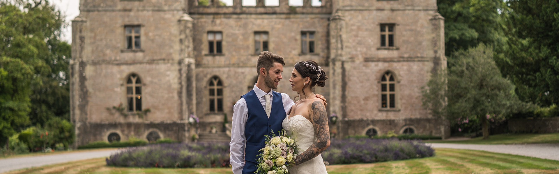 Abi & Derry – Clearwell Castle