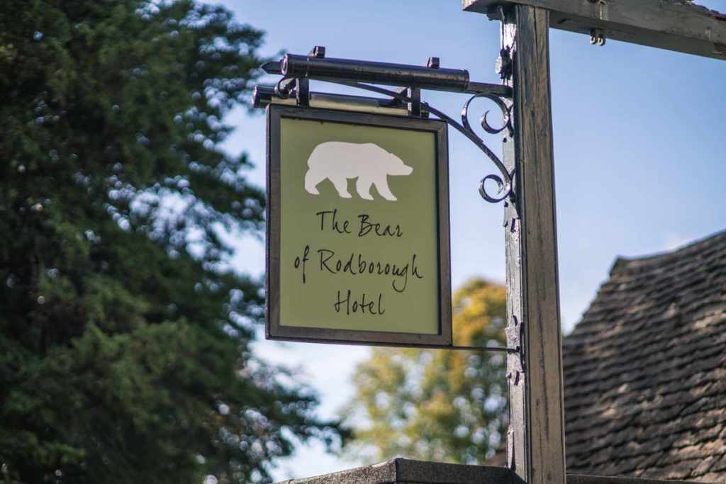 Lee Hawley Photography - Ellie &amp; Rob - The Bear of Rodborough-893