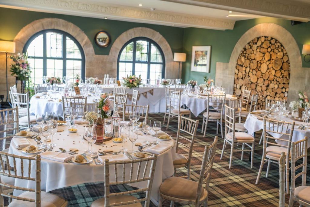 Lee Hawley Photography - Ellie &amp; Rob - The Bear of Rodborough-893