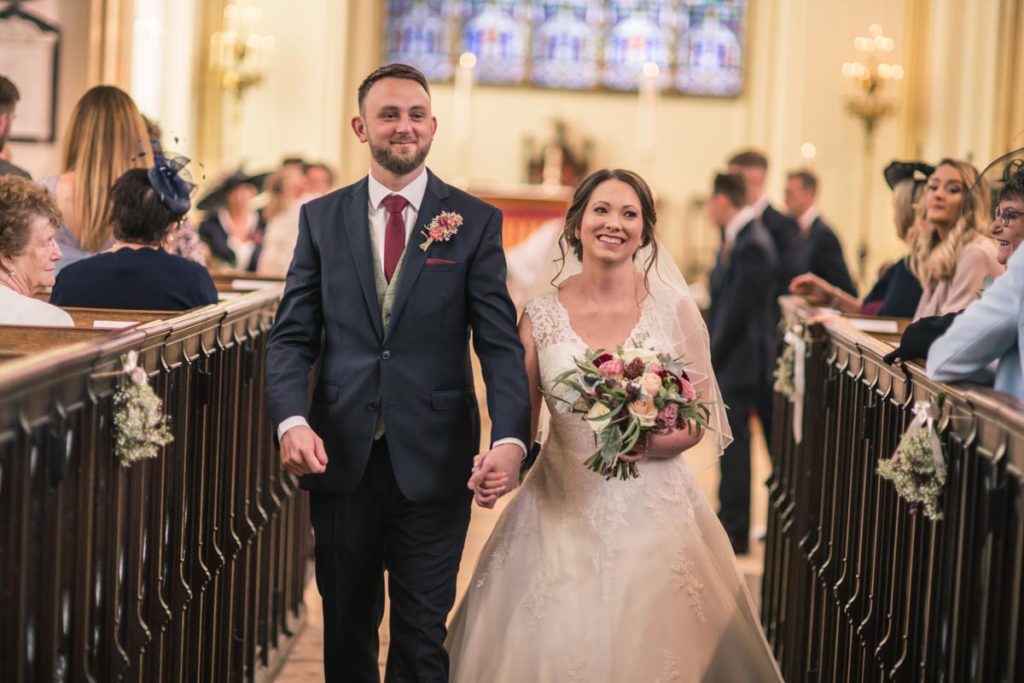 Lee Hawley Photography - Hare &amp; Hounds Tetbury - gloucestershire wedding photogapher