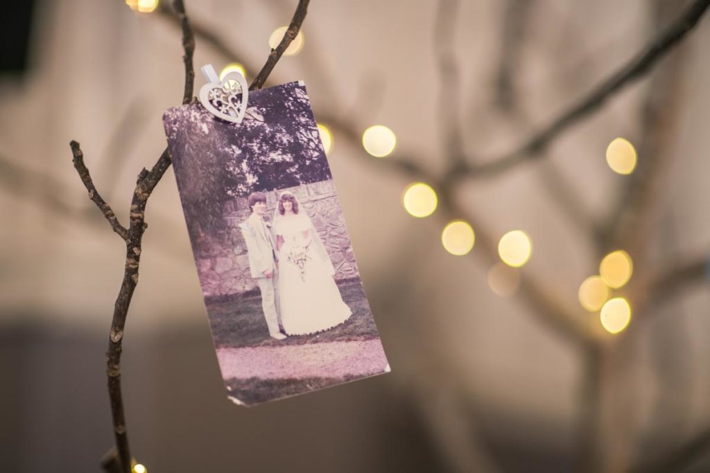 Lee Hawley Photography - Hare &amp; Hounds Tetbury - gloucestershire wedding photogapher