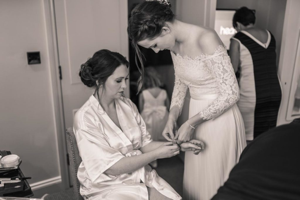 Lee Hawley Photography - Hare &amp; Hounds Tetbury - gloucestershire wedding photogapher