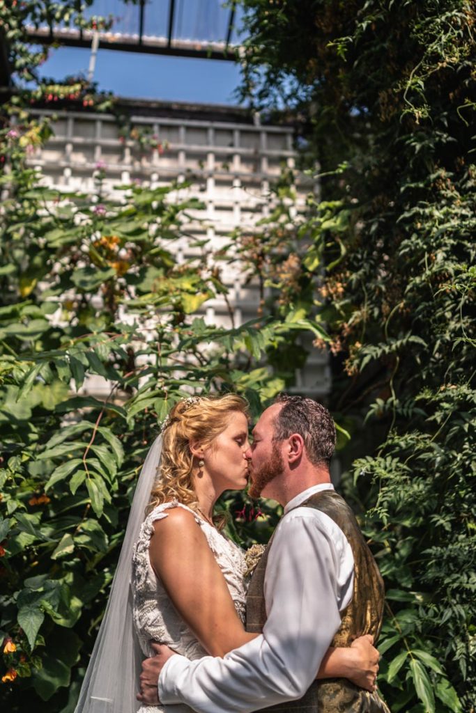 Hidcote Manor Gardens wedding photography