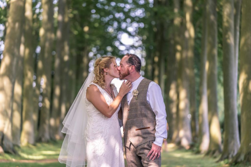 Hidcote Manor Gardens wedding photography