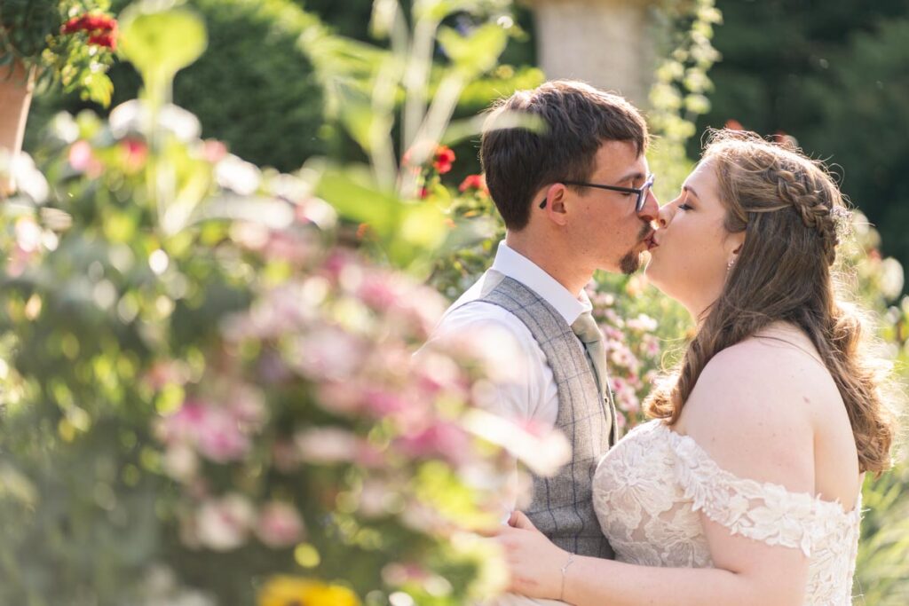 owlpen manor wedding photography